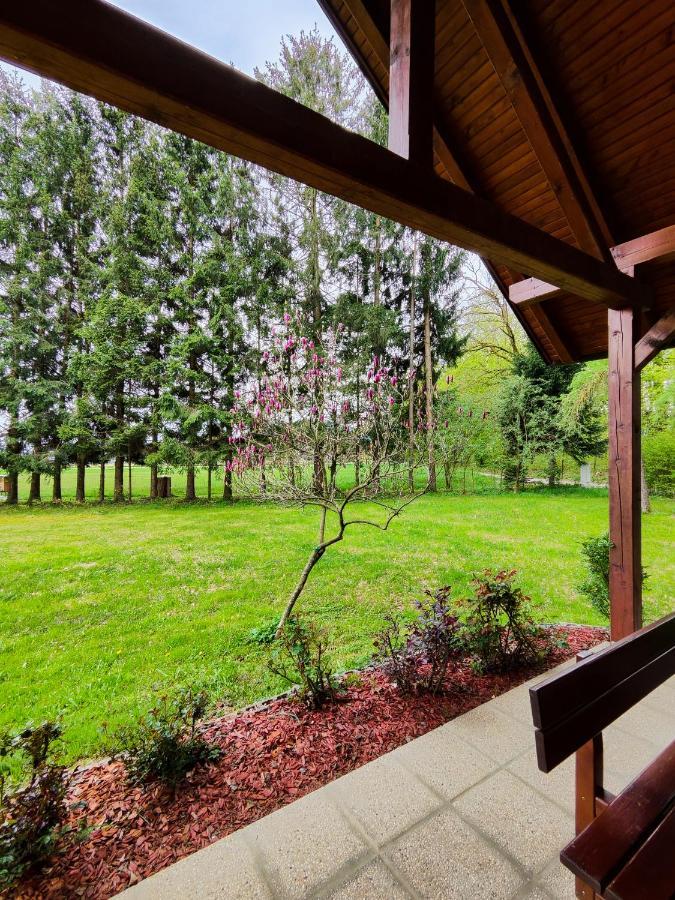 Silent Orchard Villa Naklo Eksteriør bilde