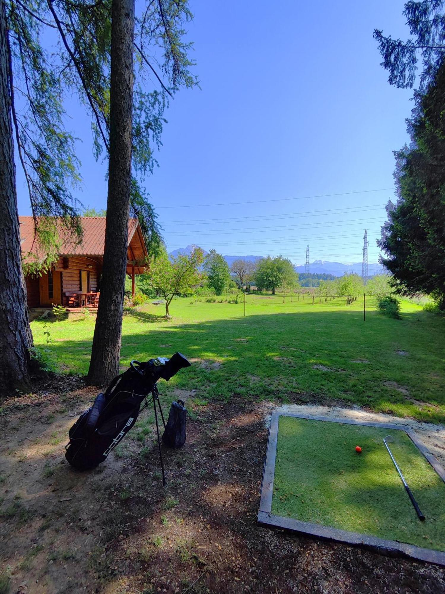 Silent Orchard Villa Naklo Eksteriør bilde